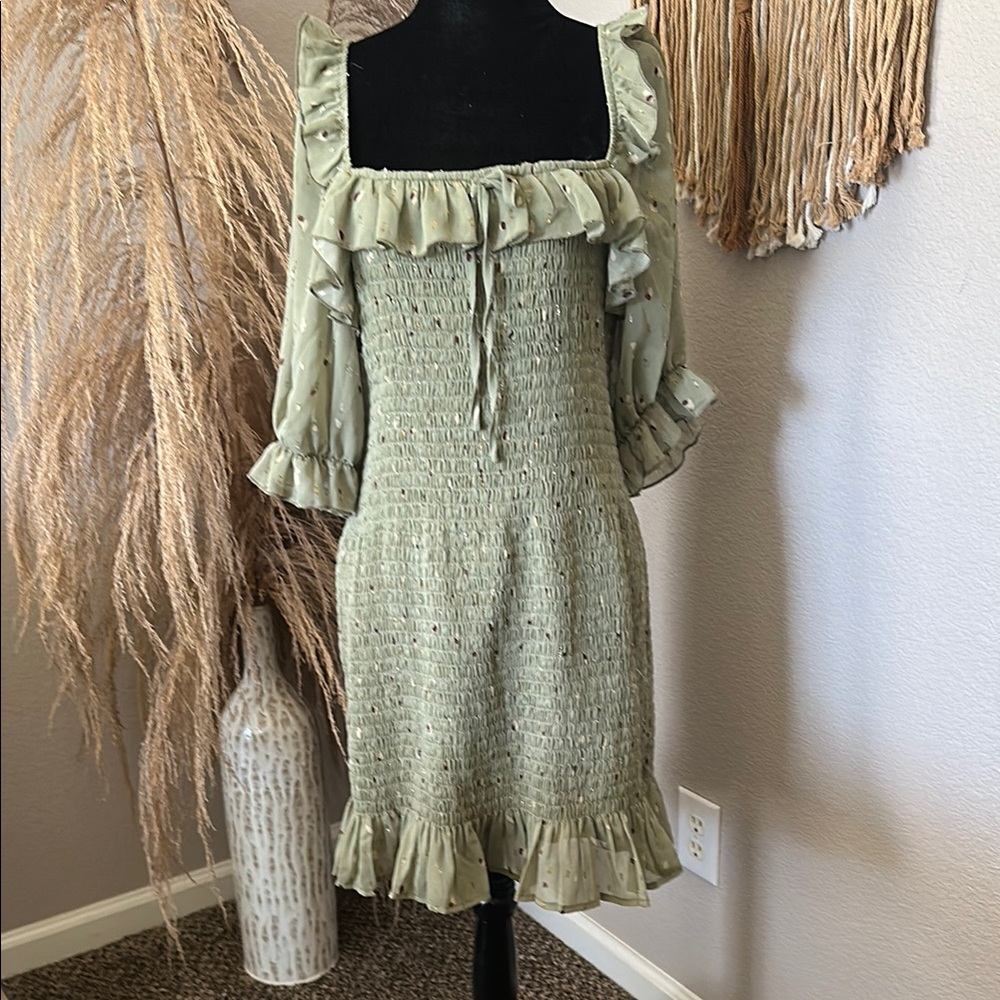Francesca's Collections Green Puff Sleeve Sundress